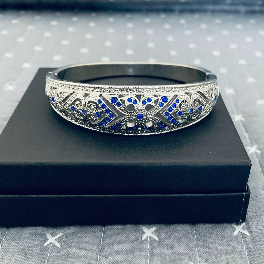 ✨ Sapphire Silver Filigree Bangle [Charter Club] ✨